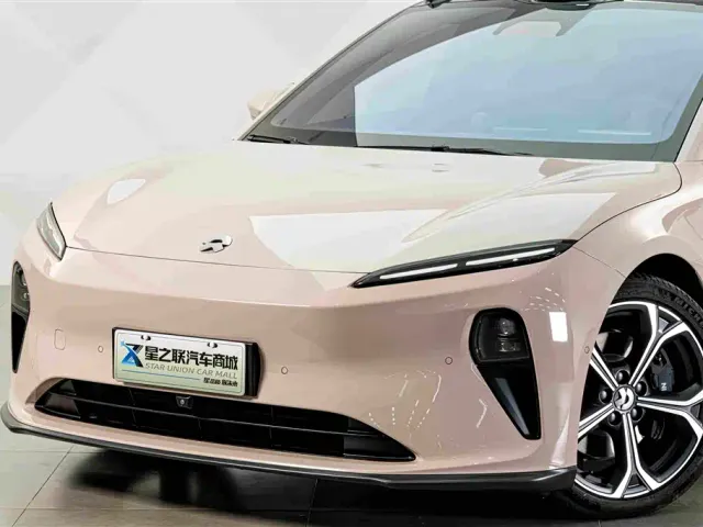 Nio ET5 — Фото автомобиля 2