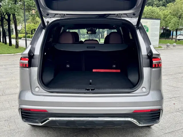 Geely Xingyue L — Фото автомобиля 21