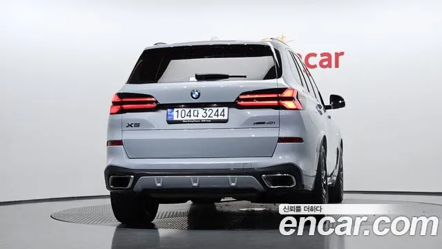 BMW X5 xDrive 40i M Sport — Фото автомобиля 3