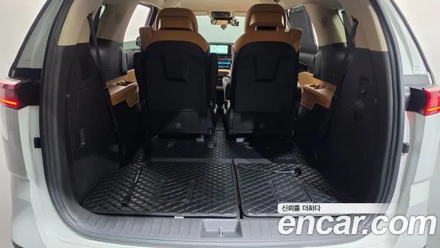 Kia Carnival 4th Gen — Фото автомобиля 25
