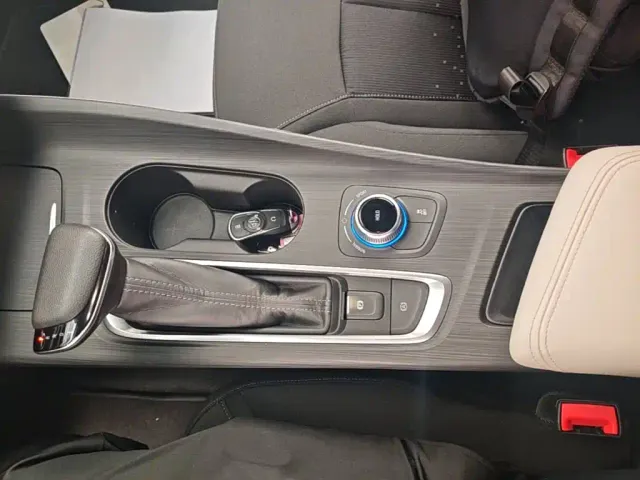 Buick Velite 6 — Фото автомобиля 13