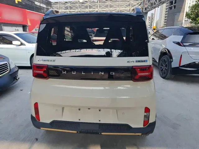 Wuling Hongguang Mini EV — Фото автомобиля 5