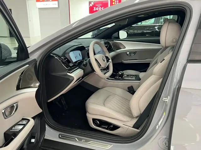 BYD Han — Фото автомобиля 4