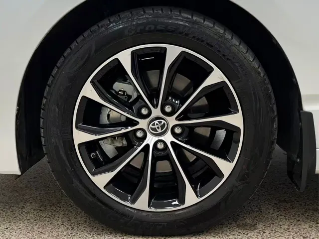 Toyota Avalon — Фото автомобиля 27