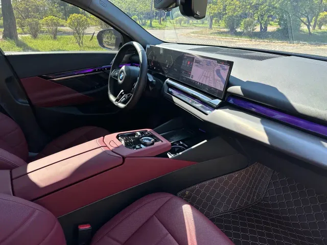 BMW 5 Series — Фото автомобиля 15