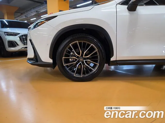 Lexus NX 2nd Gen — Фото автомобиля 5