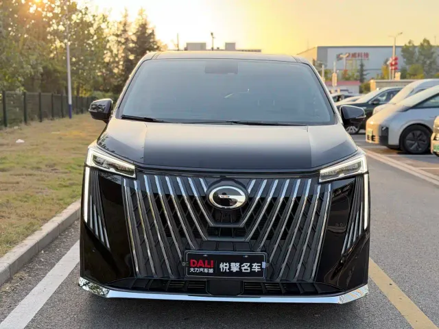 GAC Trumpchi M8 — Фото автомобиля 2