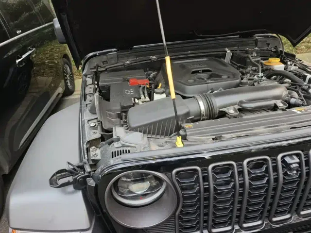 Jeep Wrangler — Фото автомобиля 20