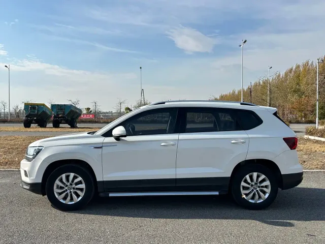 Volkswagen Tharu — Фото автомобиля 7