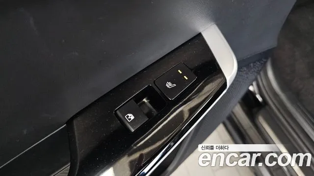 Kia EV6 — Фото автомобиля 24