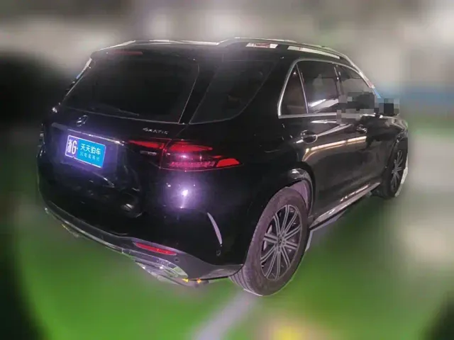 Mercedes-Benz GLE-Class — Фото автомобиля 5