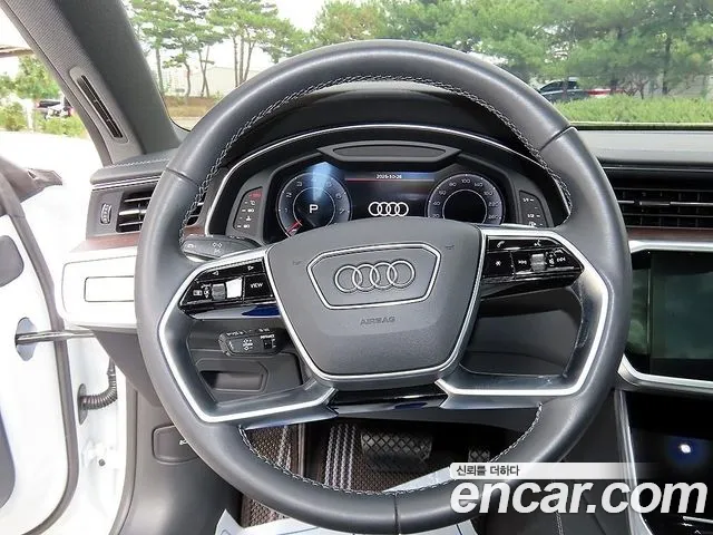 Audi A7 4K — Фото автомобиля 8