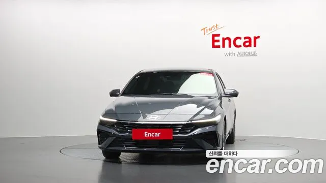 Hyundai Avante CN7 — Фото автомобиля 2
