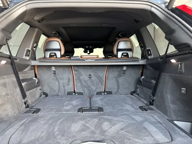 Volvo XC90 — Фото автомобиля 28
