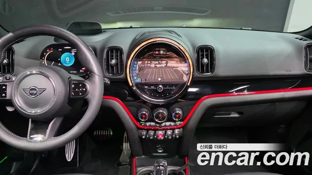 Mini Countryman — Фото автомобиля 16
