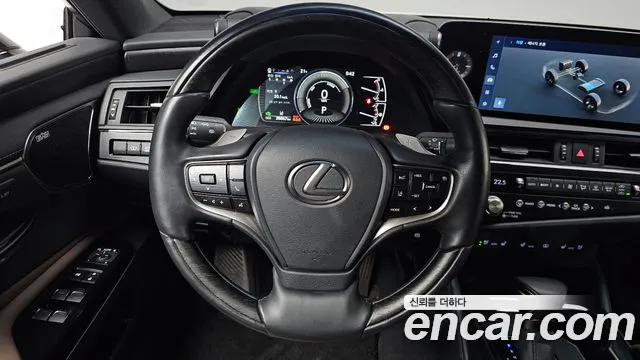 Lexus ES 7th Gen — Фото автомобиля 13