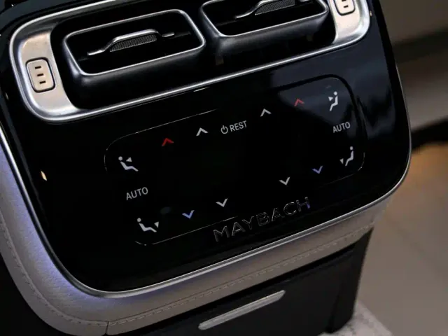 Mercedes-Benz Maybach S-Class — Фото автомобиля 18