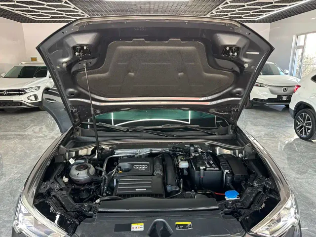 Audi Q3 — Фото автомобиля 21