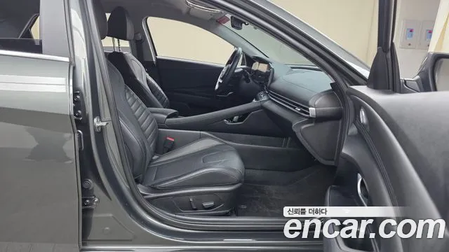 Hyundai Avante — Фото автомобиля 16