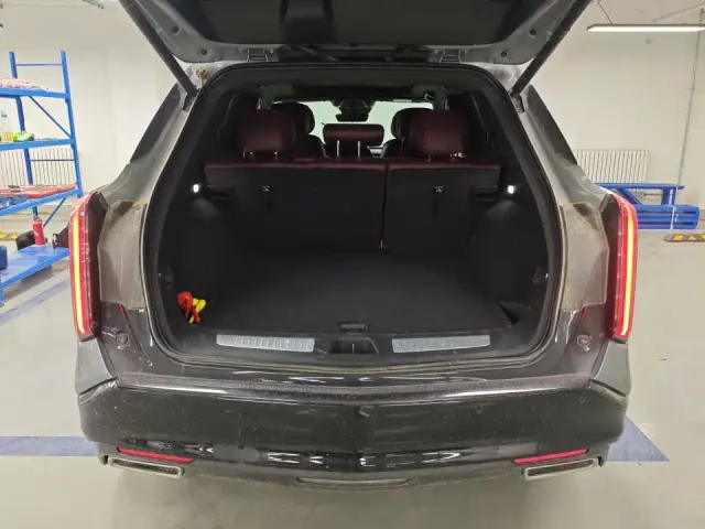 Cadillac XT5 — Фото автомобиля 10