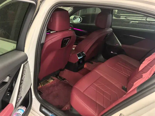 BMW 5 Series — Фото автомобиля 6