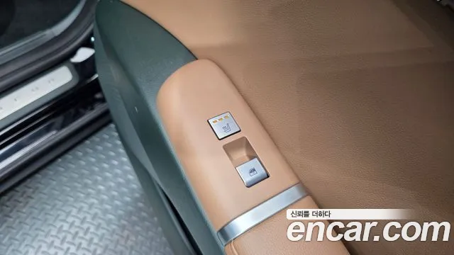 Hyundai Grandeur GN7 — Фото автомобиля 25