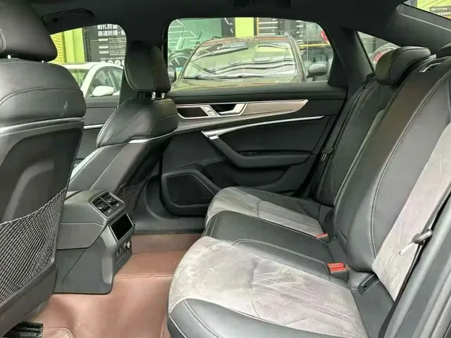 Audi A6L — Фото автомобиля 5