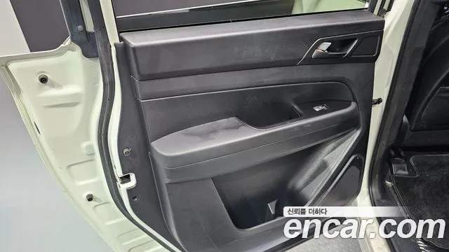 KG_Mobility_Ssangyong Rexton Новый Rexton Sport Дизель 2.2 4WD — Фото автомобиля 25
