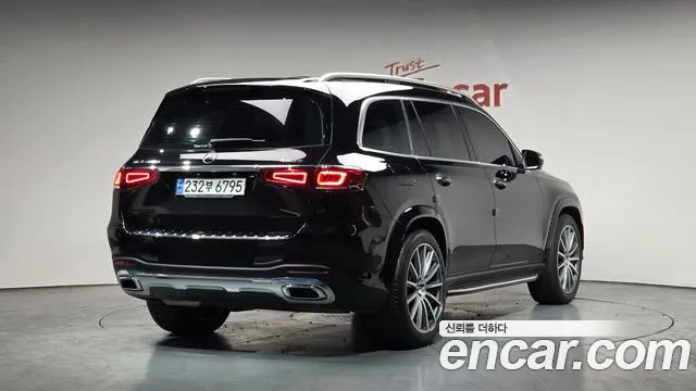 Mercedes-Benz GLS-Class — Фото автомобиля 2