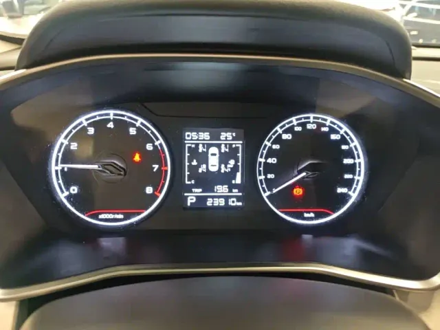 Geely Binyue — Фото автомобиля 11