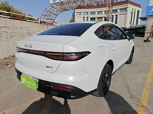 BYD Seal 05 DM-i — Фото автомобиля 6