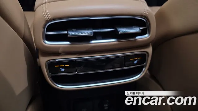 Genesis GV80 — Фото автомобиля 29