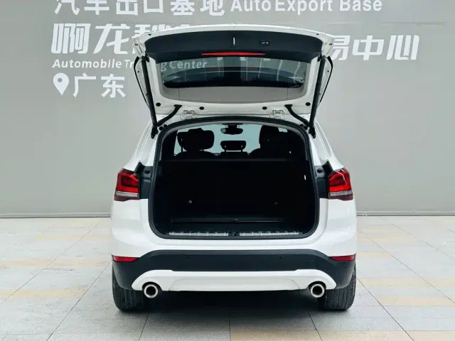 BMW X1 — Фото автомобиля 17