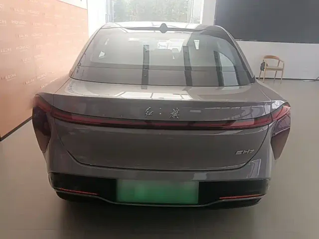 Hongqi EH7 — Фото автомобиля 5