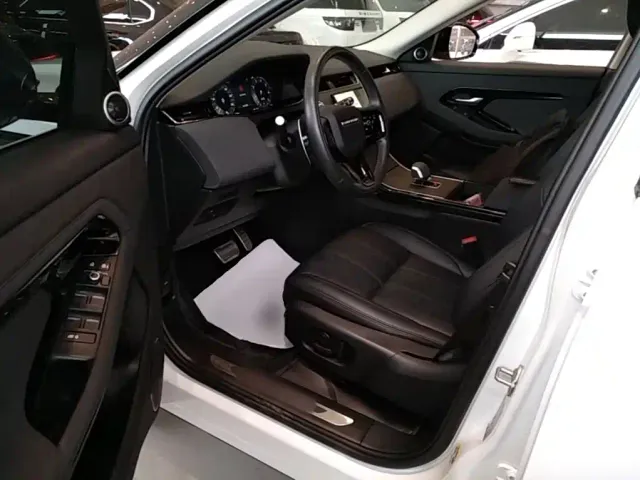 Land Rover Range Rover Evoque — Фото автомобиля 15