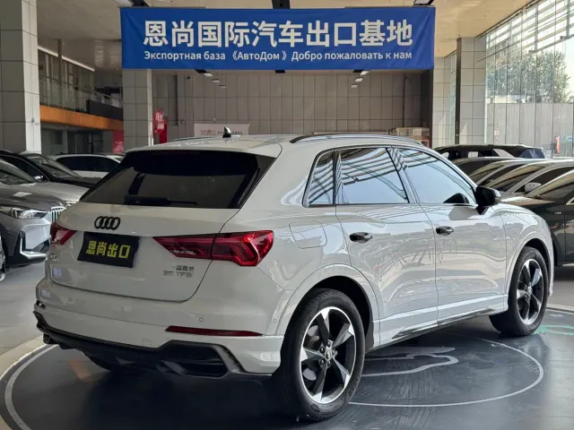 Audi Q3 — Фото автомобиля 4
