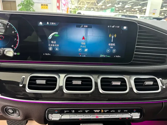Mercedes-Benz GLE-Class — Фото автомобиля 15