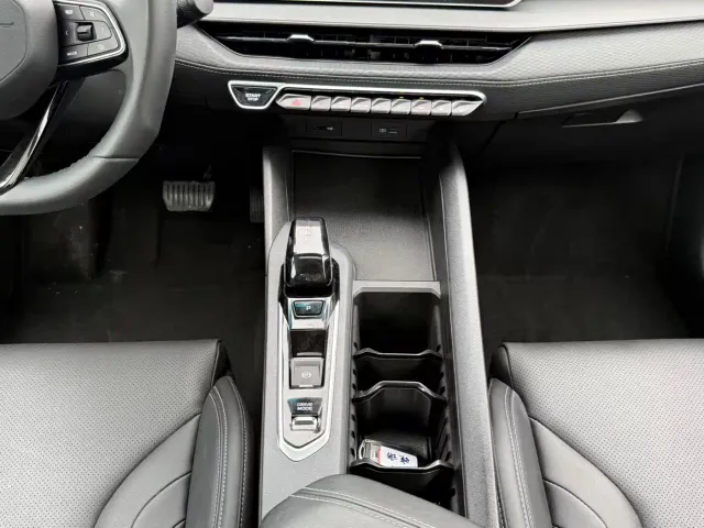 Geely Binrui — Фото автомобиля 18