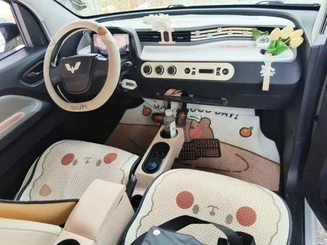 Wuling Hongguang Mini EV — Фото автомобиля 12
