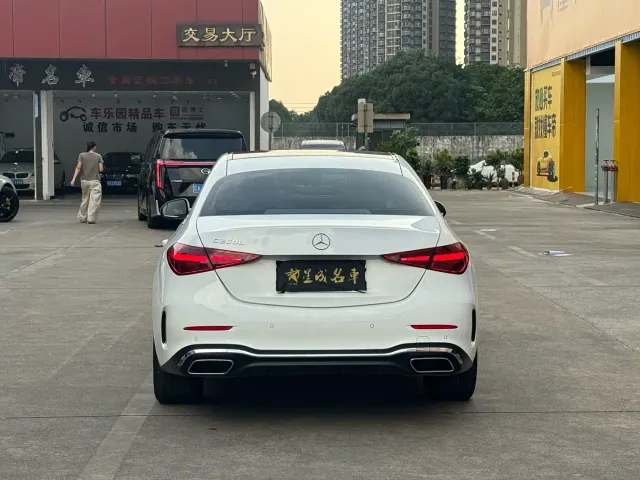 Mercedes-Benz C-Class — Фото автомобиля 17