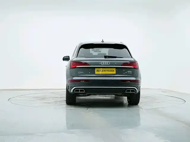 Audi Q5L — Фото автомобиля 7