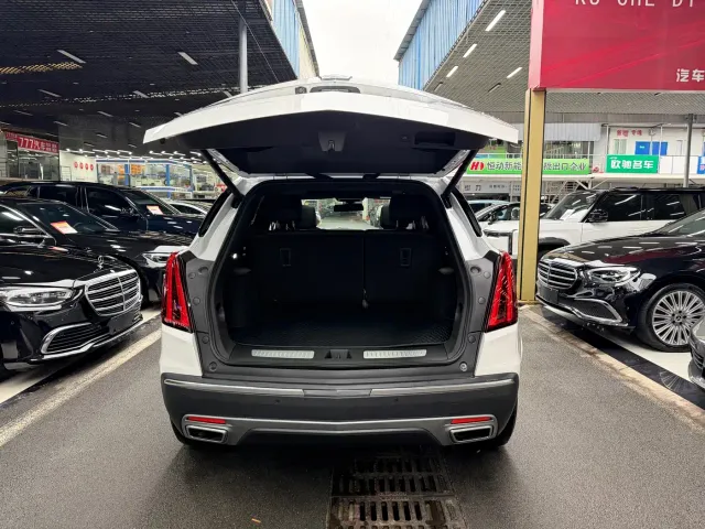 Cadillac XT5 — Фото автомобиля 24