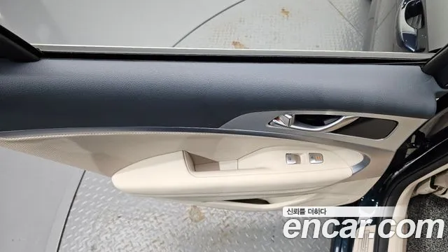 Genesis G70 New — Фото автомобиля 14