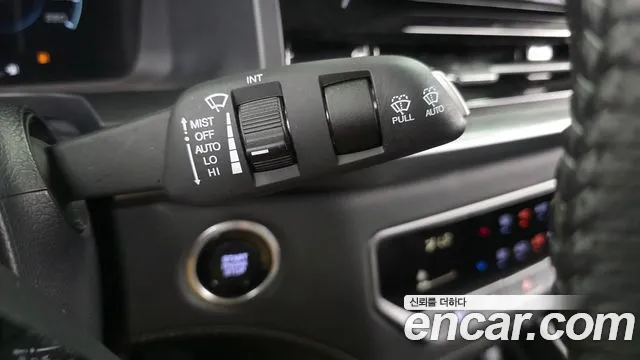 KG_Mobility_Ssangyong Rexton Новый Rexton Sport Khan Дизель 2.2 4WD — Фото автомобиля 25