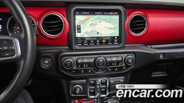 Jeep Wrangler Wrangler (JL) — Фото автомобиля 10
