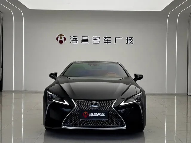 Lexus LC — Фото автомобиля 2