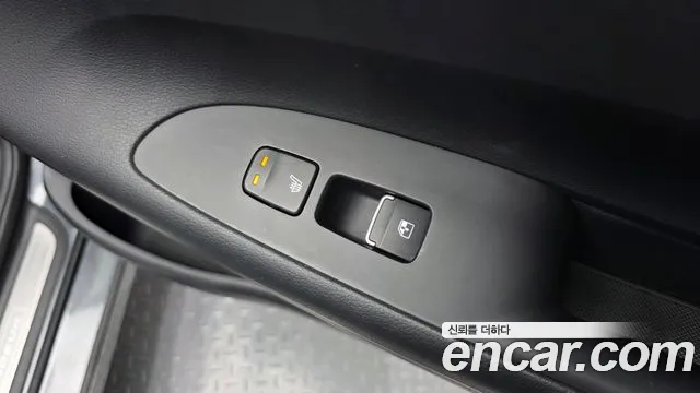Hyundai Grandeur Grandeur (New) Hybrid — Фото автомобиля 18
