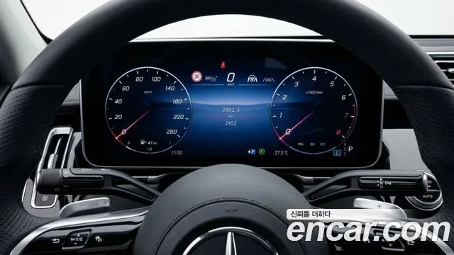 Mercedes-Benz E-Class — Фото автомобиля 4
