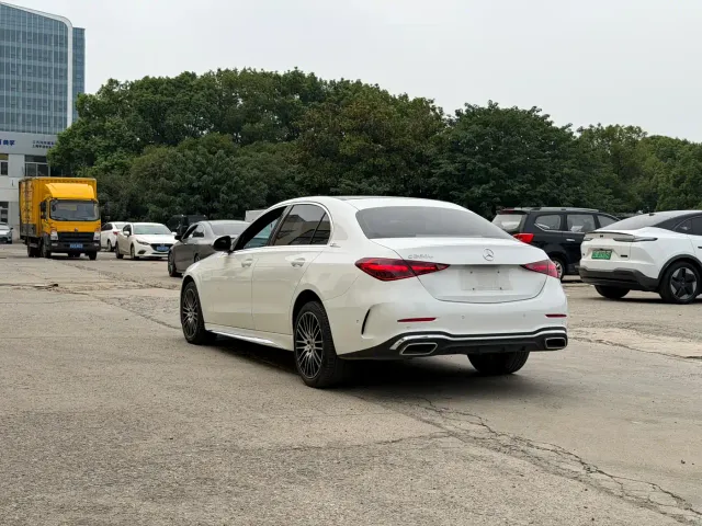 Mercedes-Benz C-Class — Фото автомобиля 12