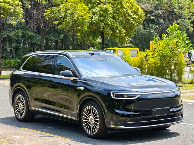 Aito M7 — Фото автомобиля 3